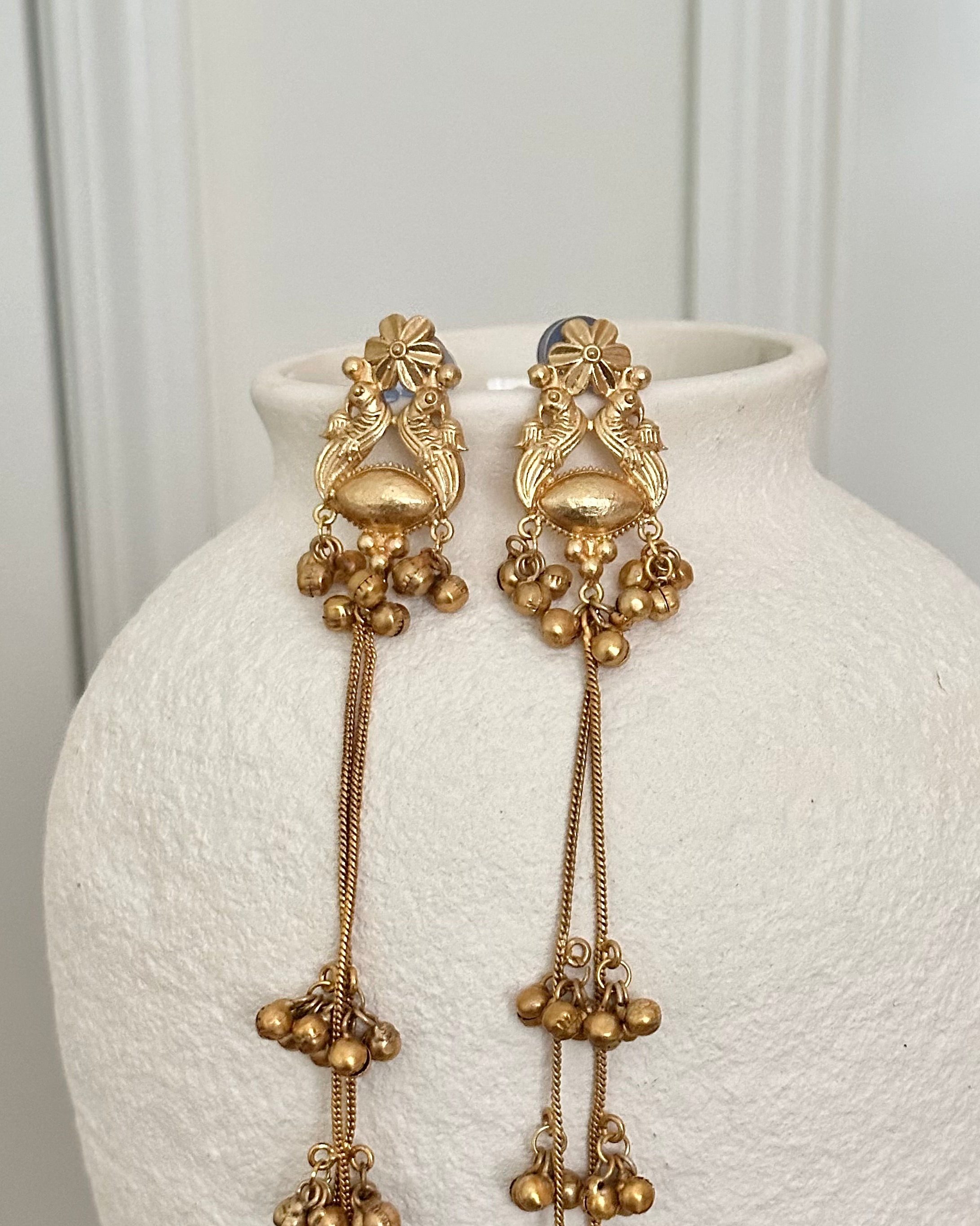 Ari Earrings | Gold