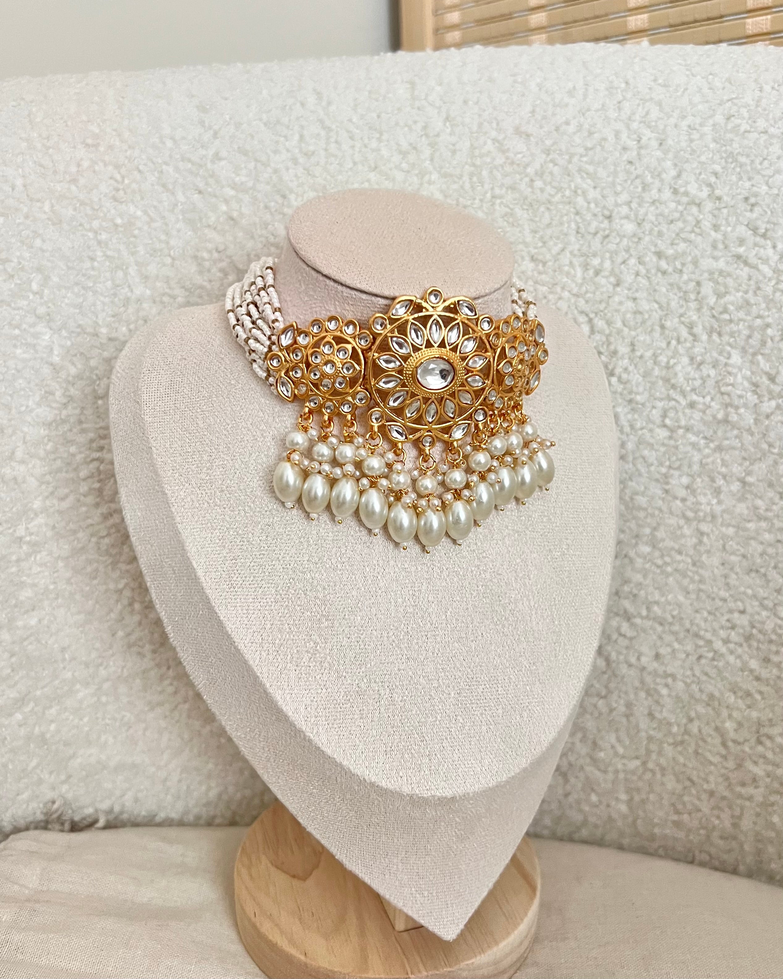 Shreya Choker Set | Gold