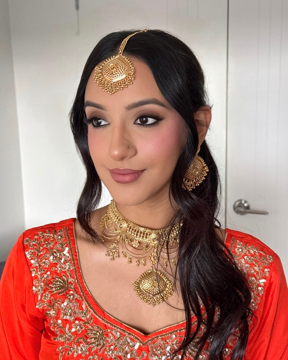 Vanya Necklace Set