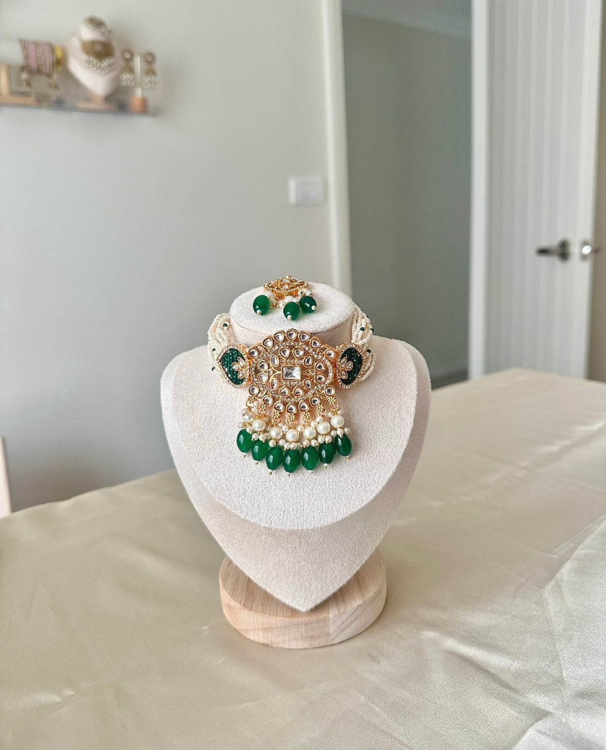 Sifat Choker Set | Green