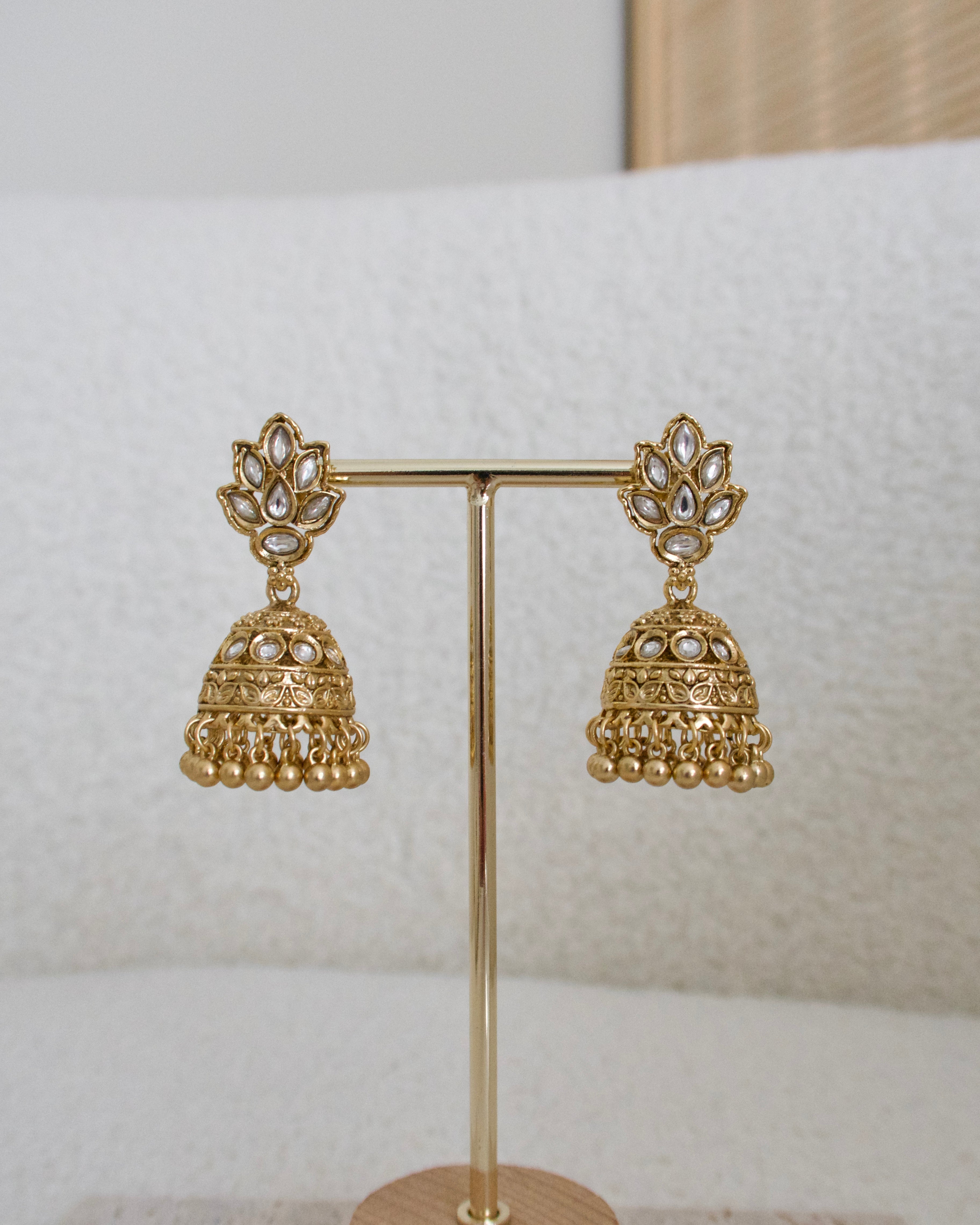 Avani Necklace Set