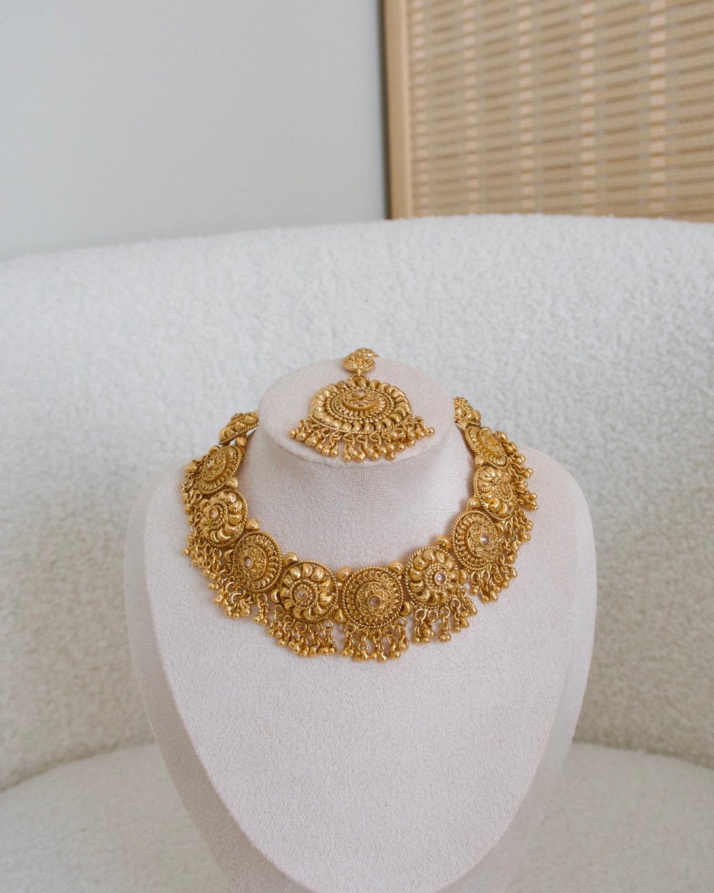 Anika Necklace Set