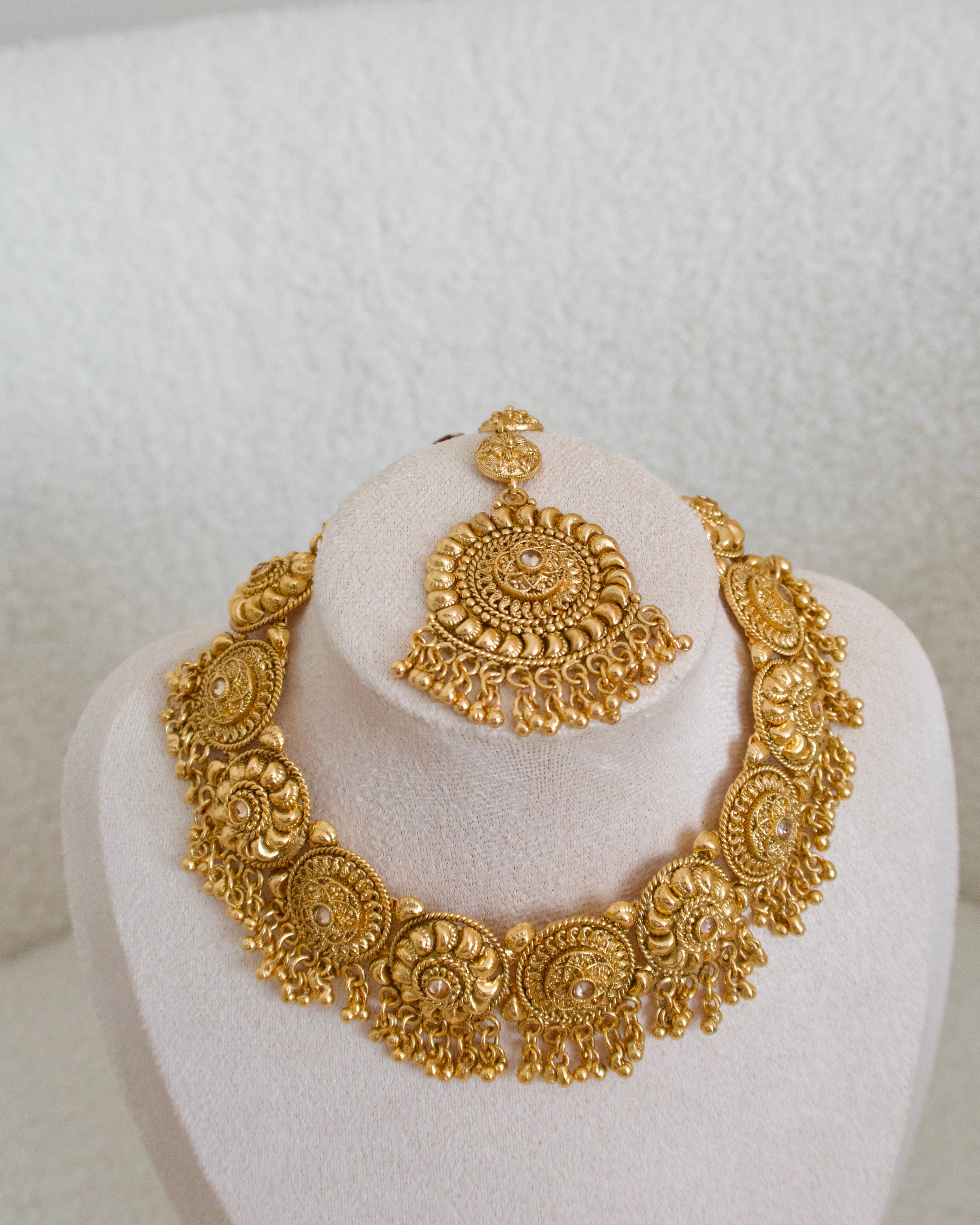 Anika Necklace Set