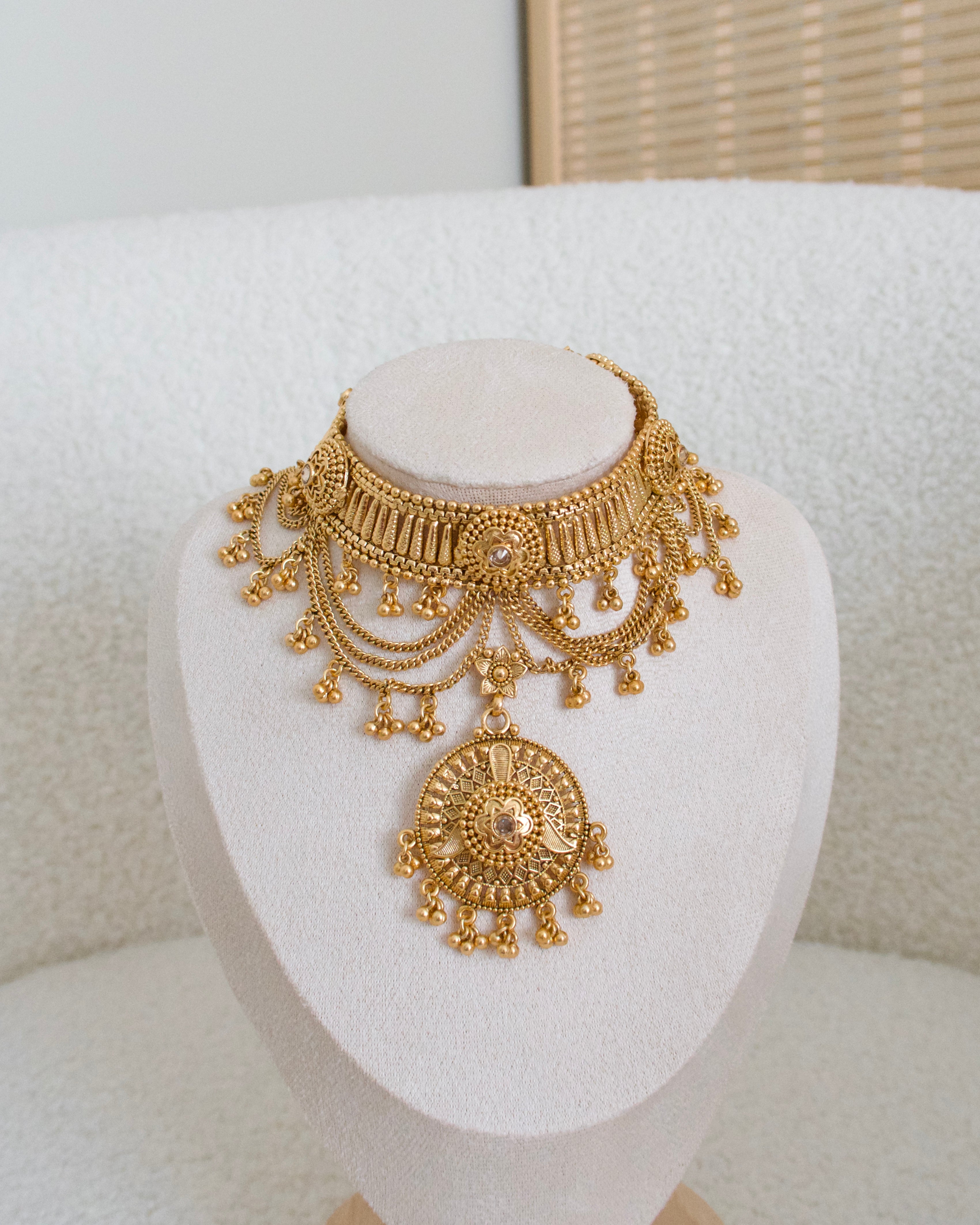 Kritika Necklace Set