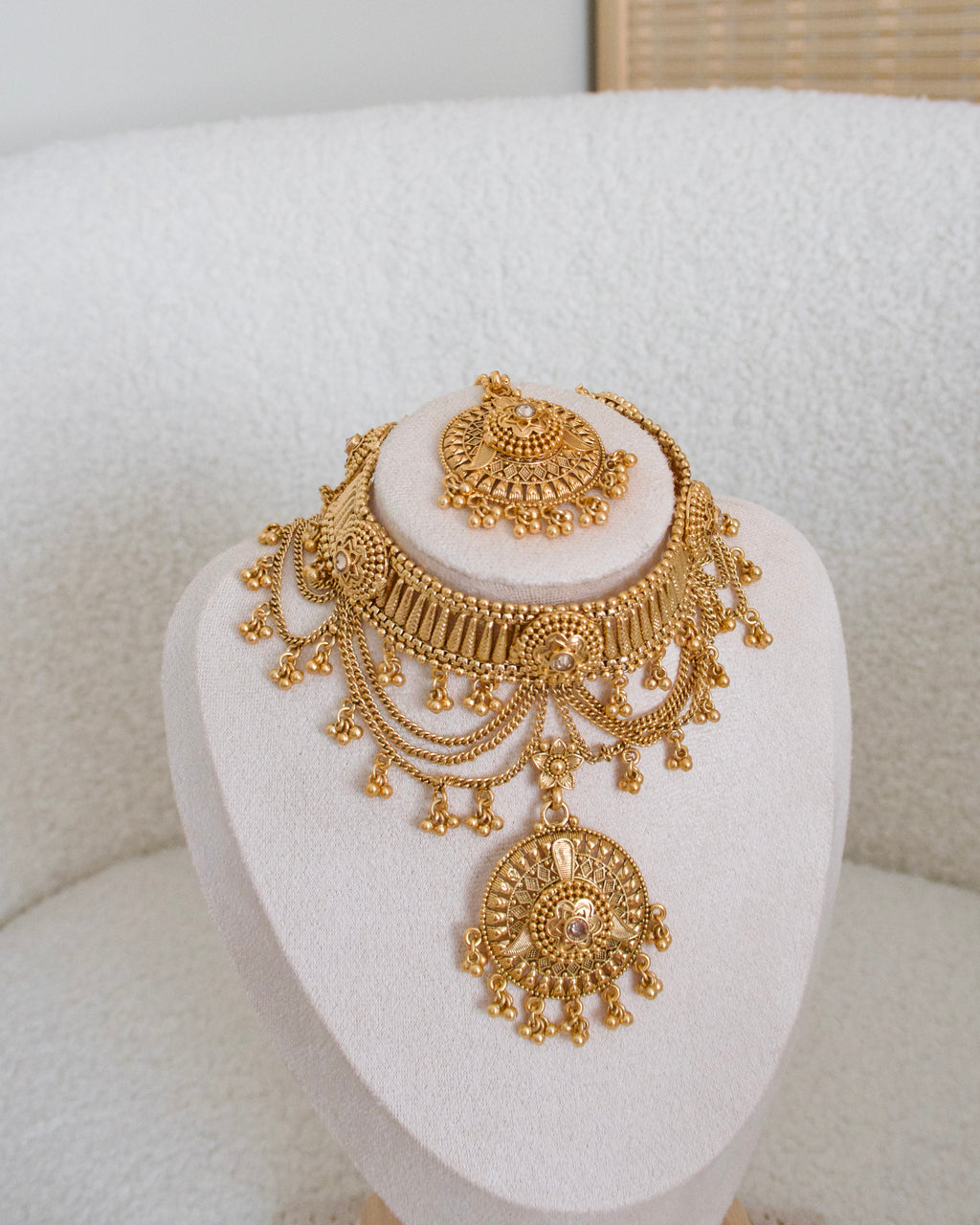 Kritika Necklace Set