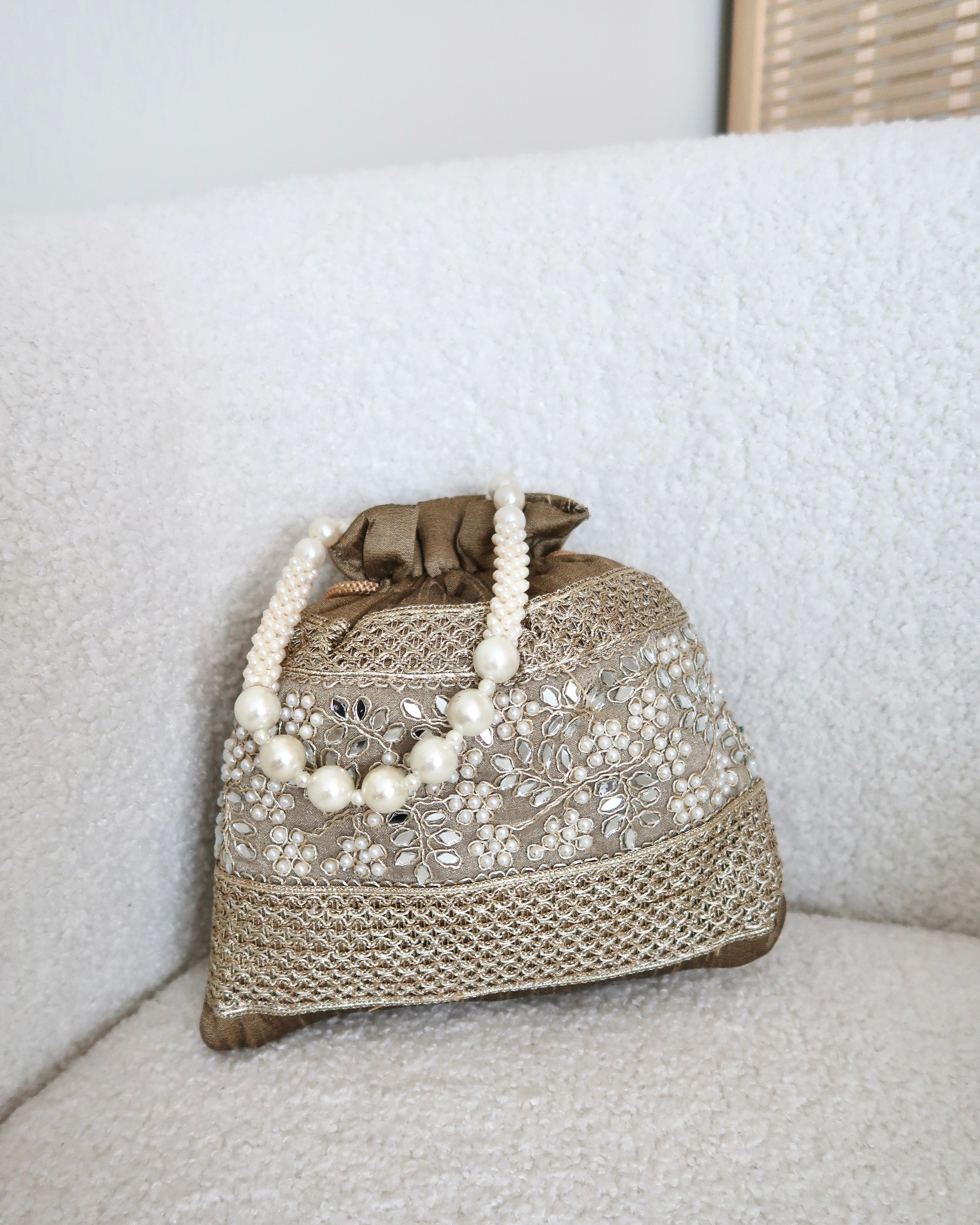 Amaira Potli | Dark Gold