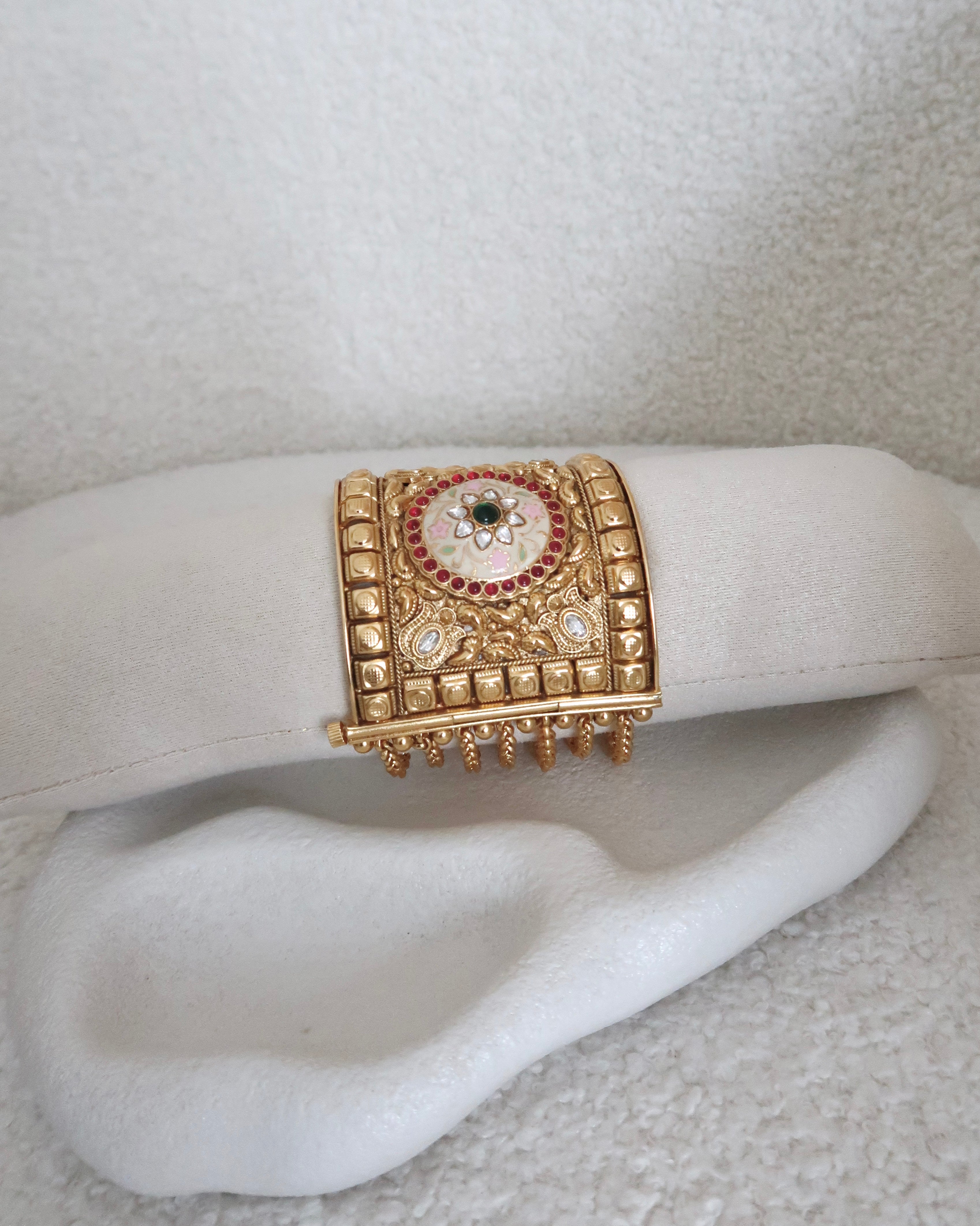 Reyana Kada Bangles