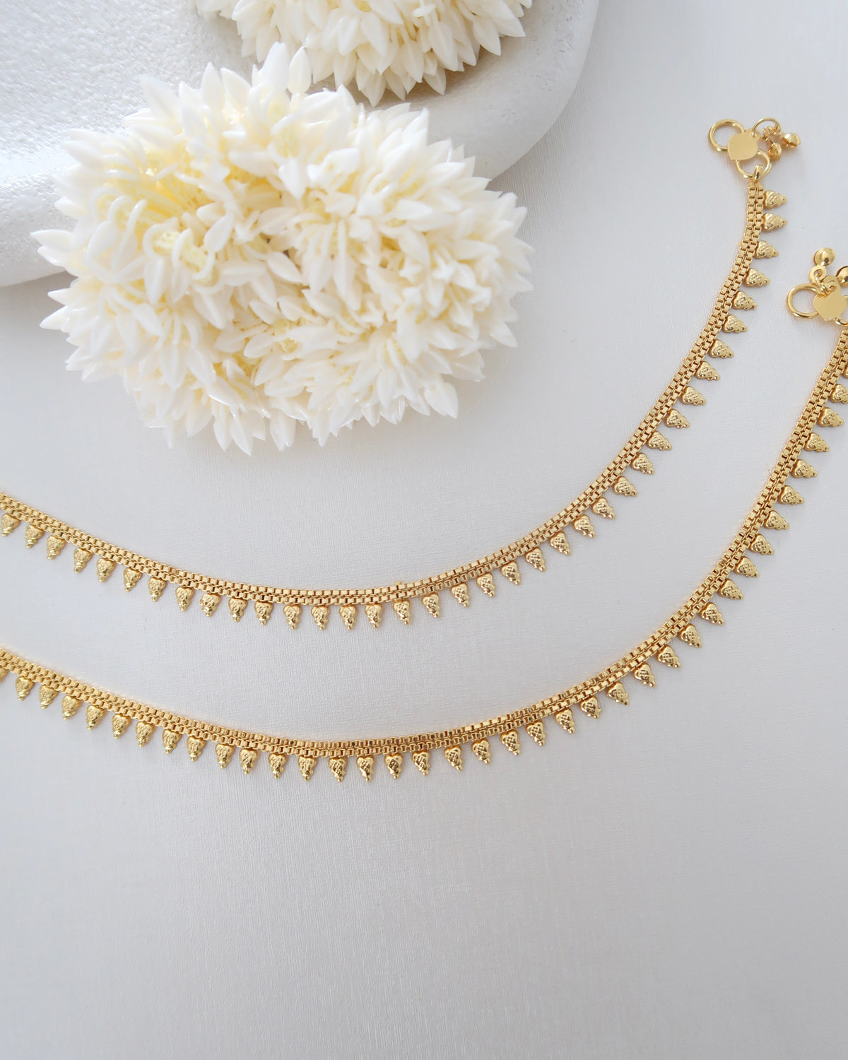 Niva Anklets