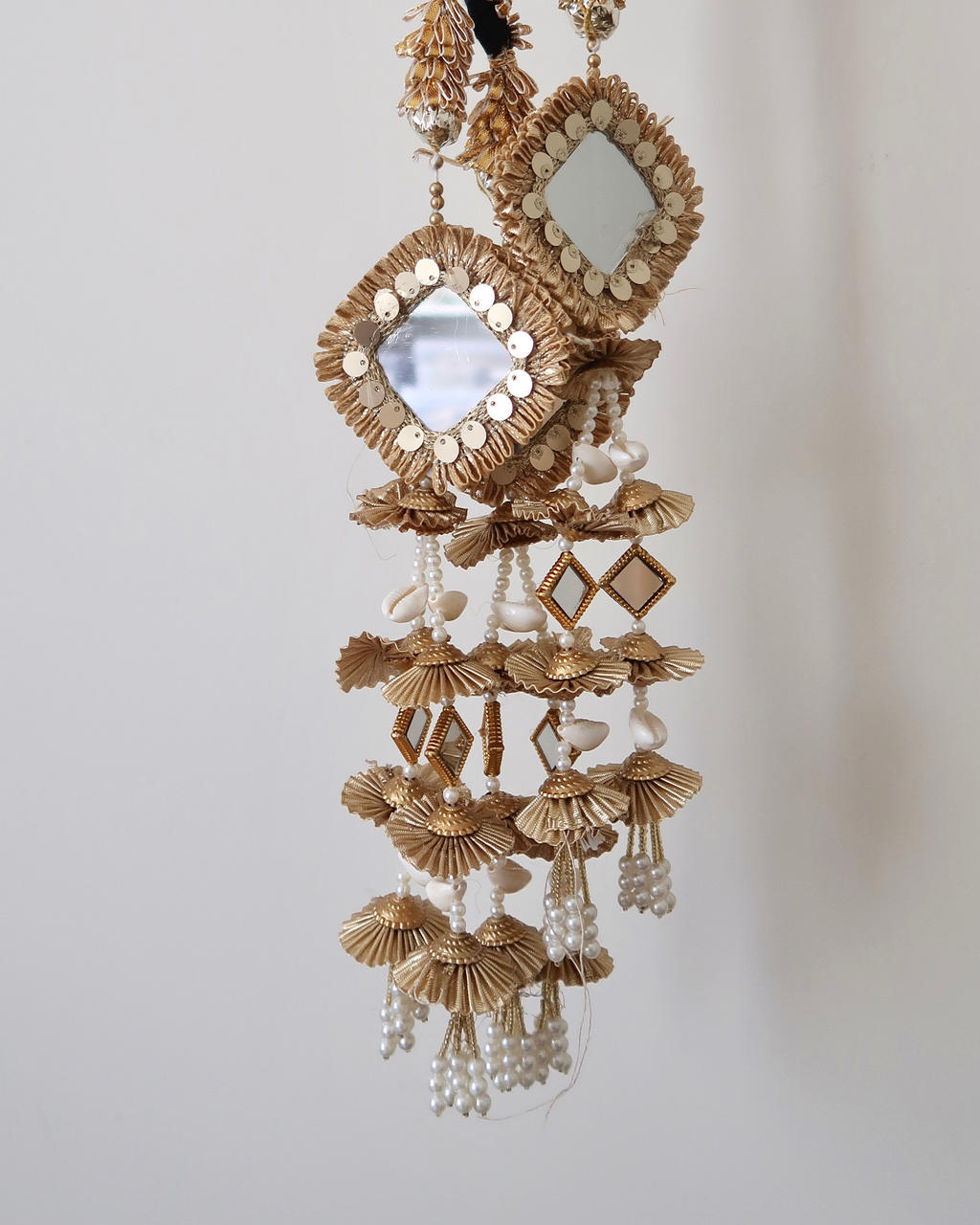 Mirror Parandi