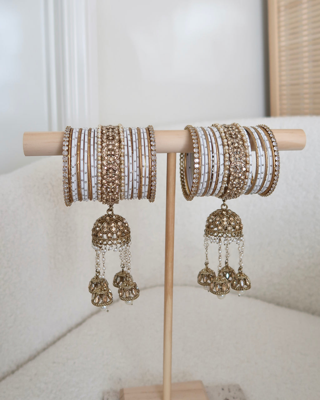 Kyra Bangls Set | White
