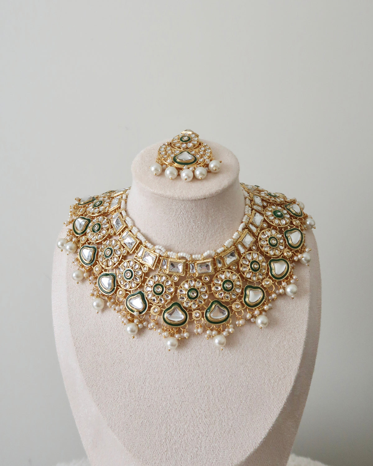 Tanisha Necklace Set | White