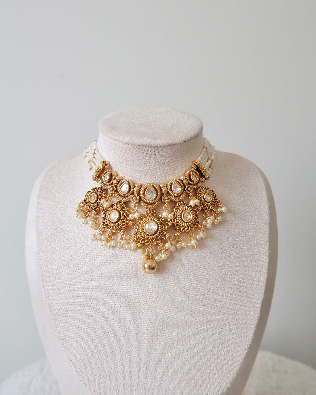 Afsana Choker Set