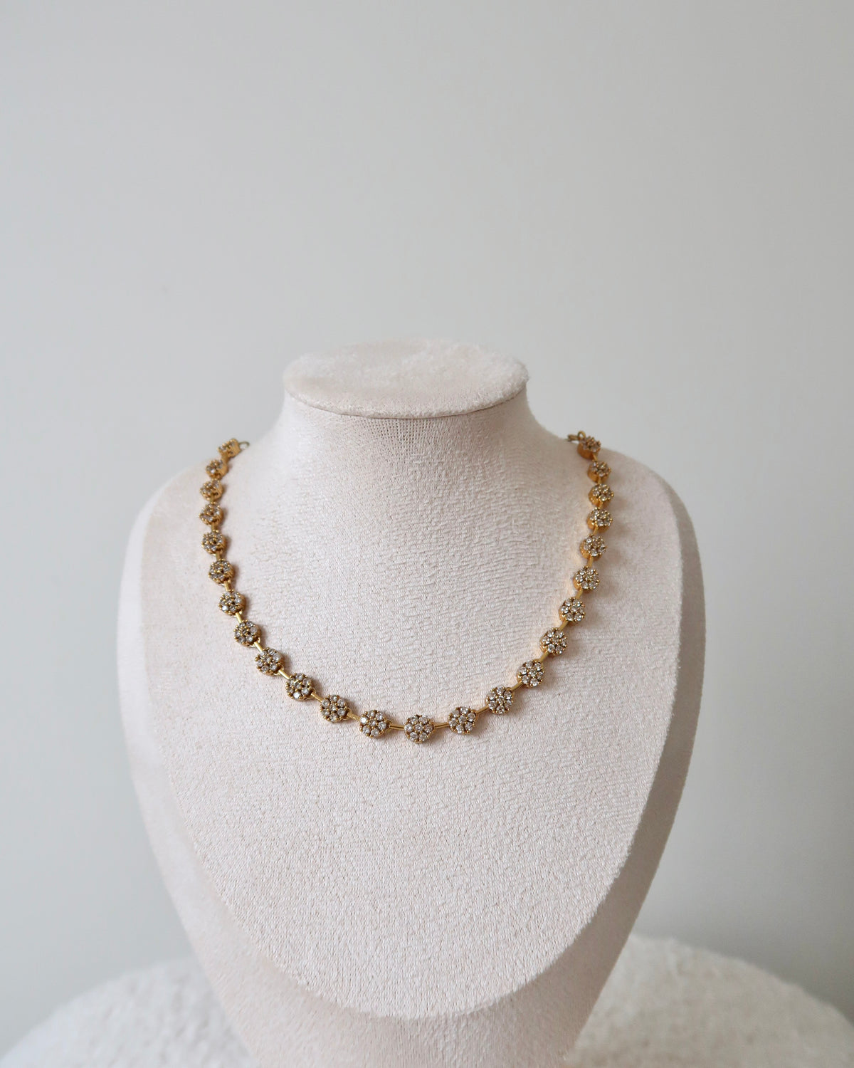 Zareen Necklace Set