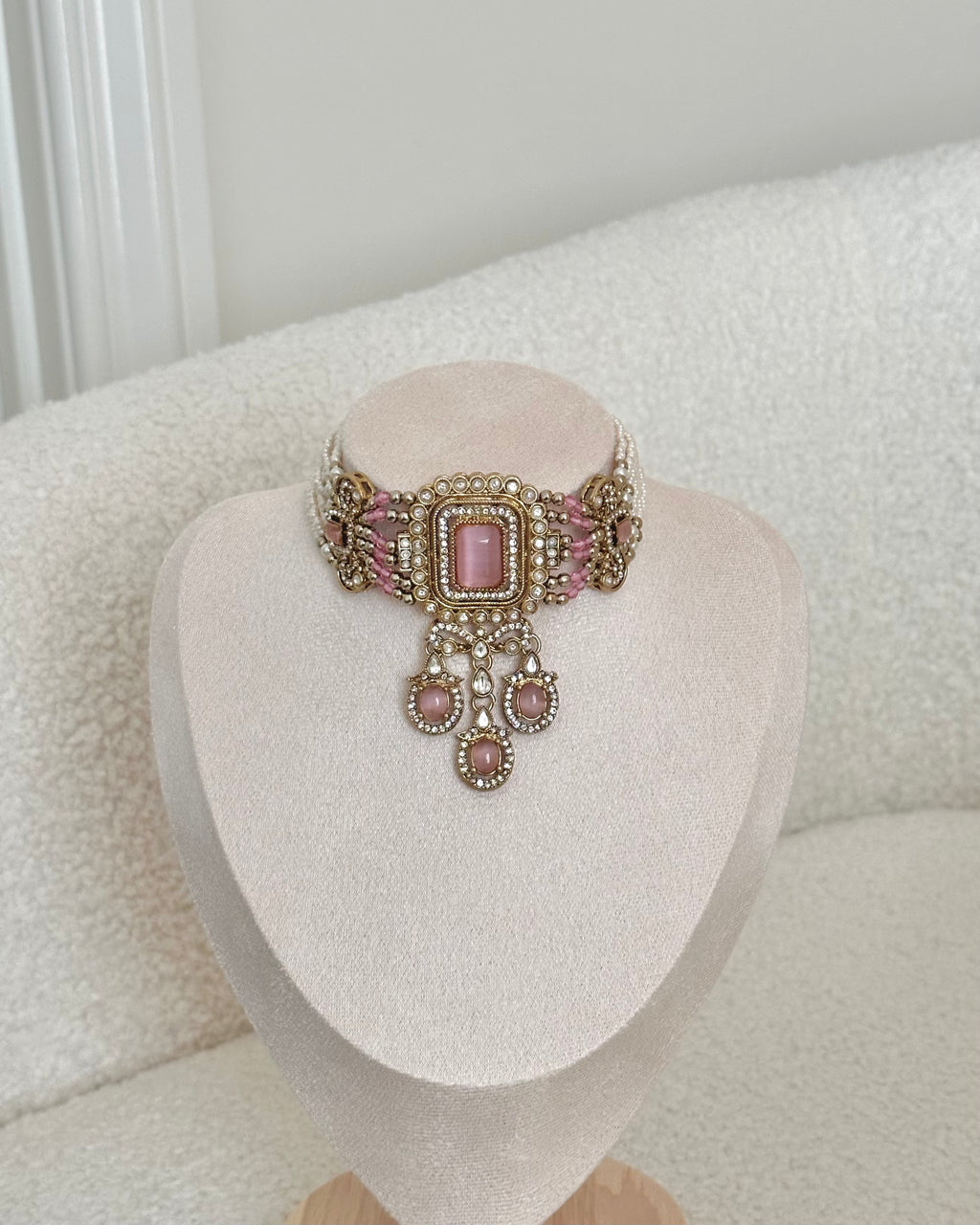 Aafiya Choker Set | Baby Pink