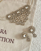 Elara Choker Set | White