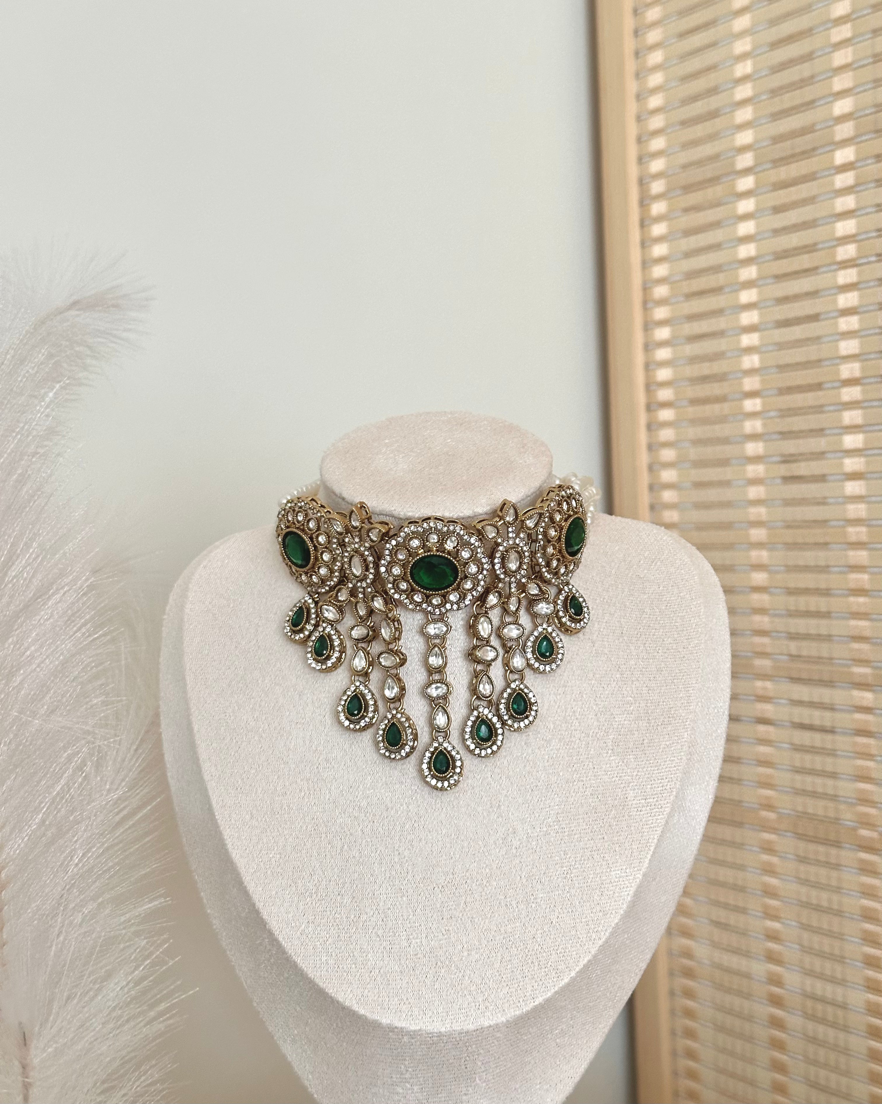 Elara Choker Set | Bottle Green