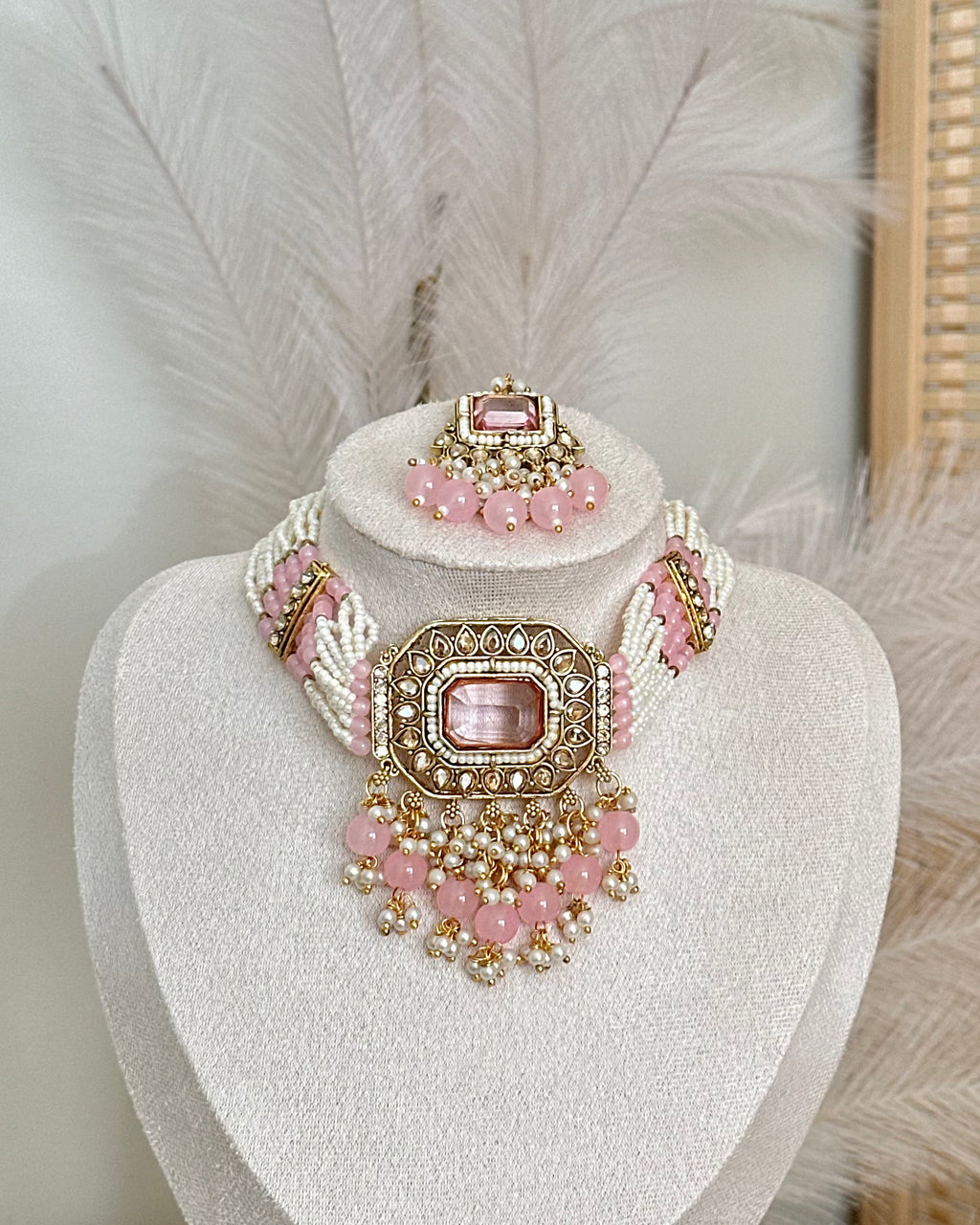 Aira Choker Set | Baby Pink