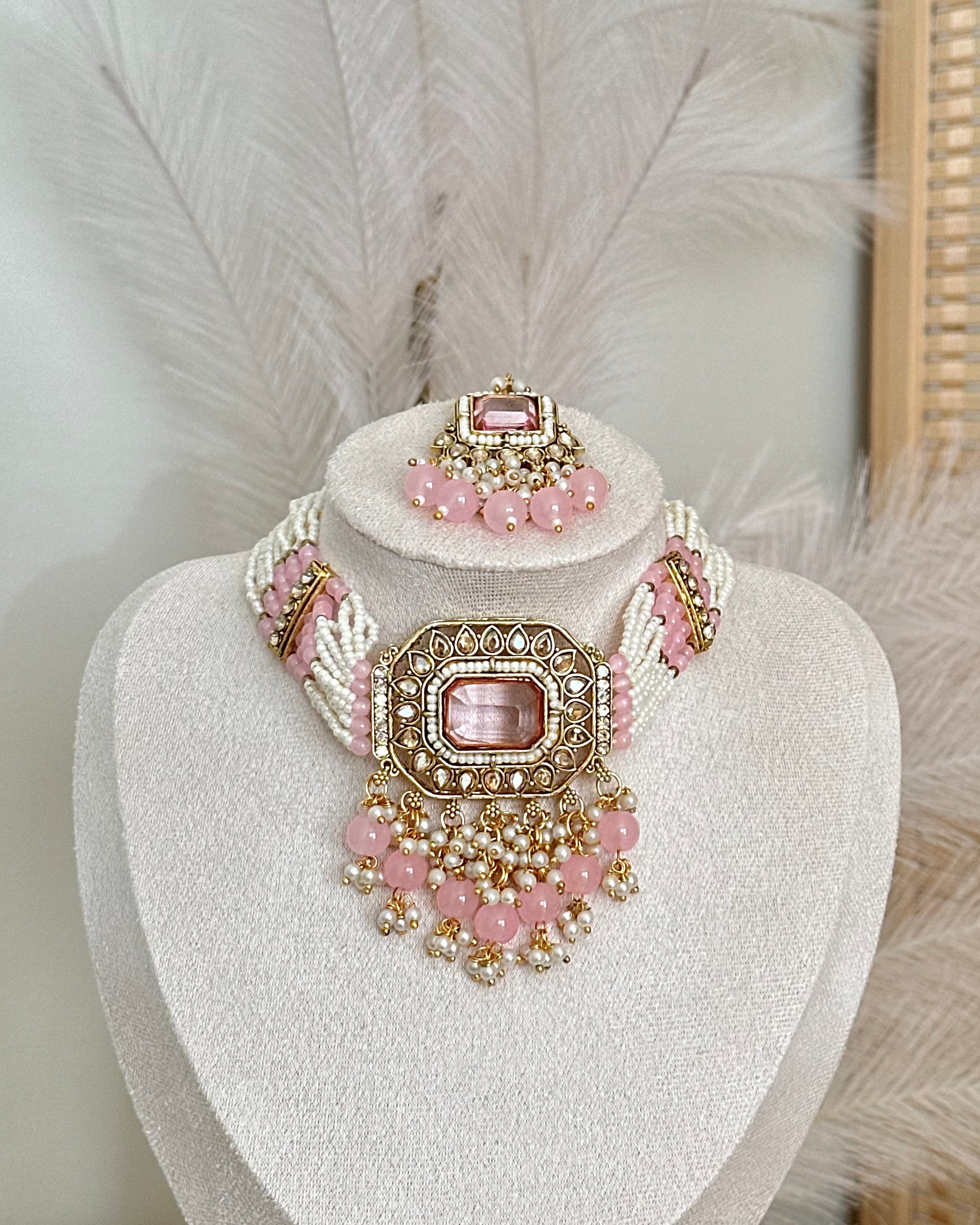 Aira Choker Set | Baby Pink