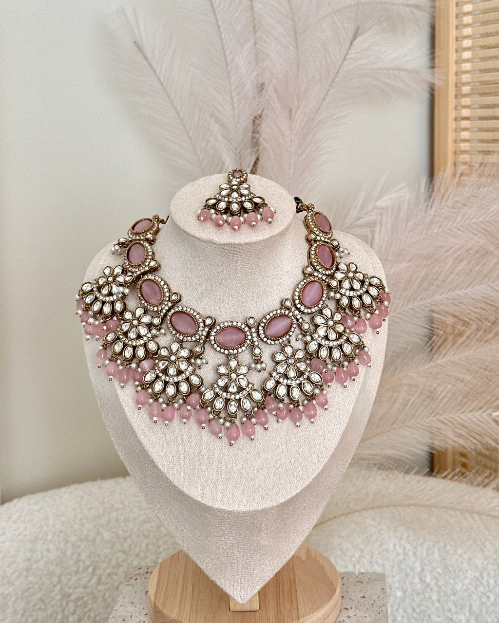 Aafreen Necklace Set | Baby Pink