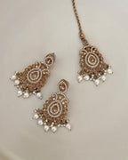 Amar Choker Set | White