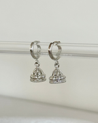 Lila Jhumki