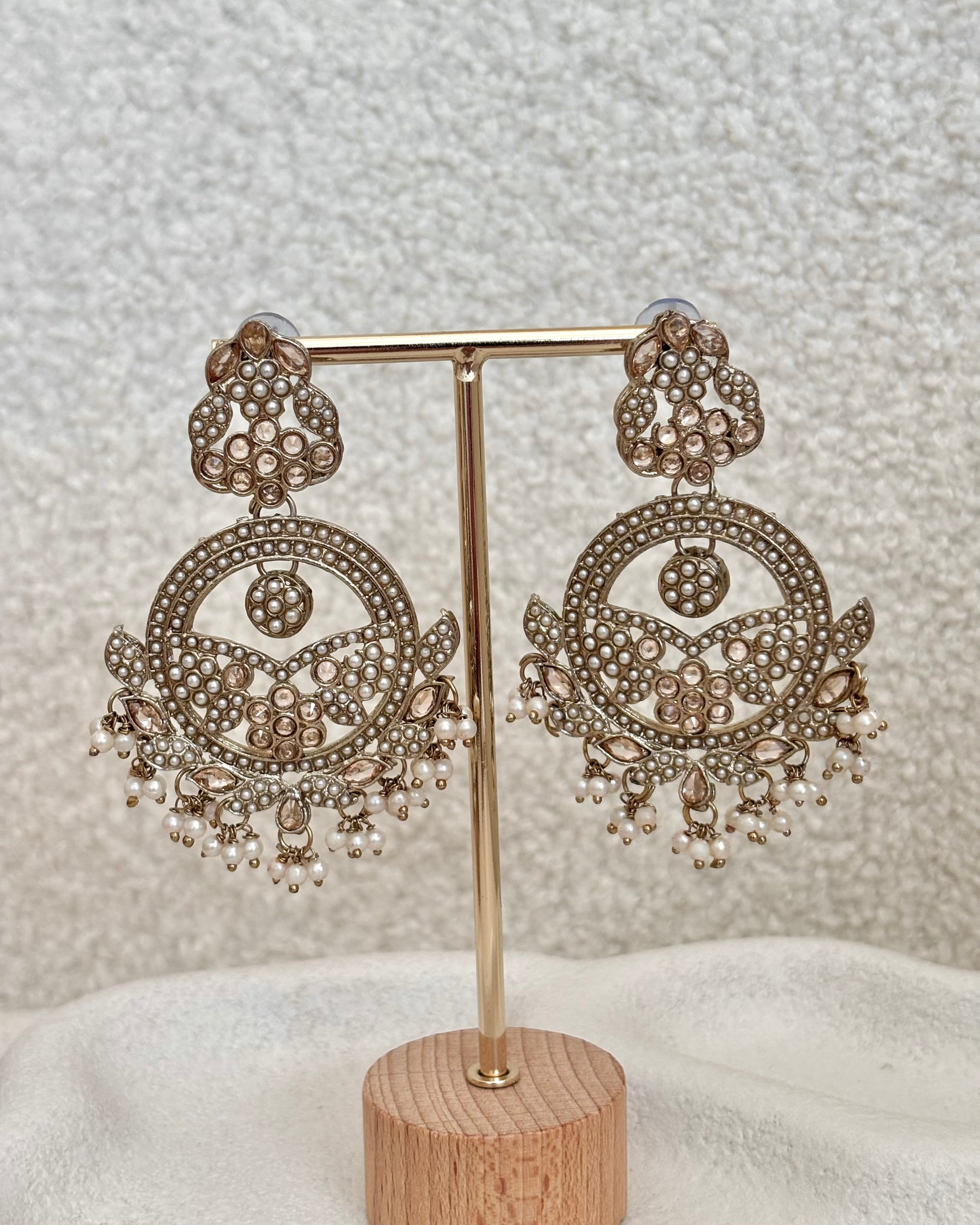 Zari Tikka Set | Gold