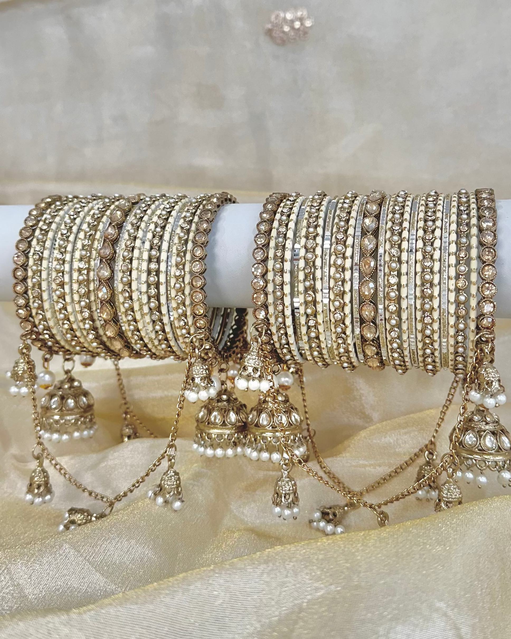 Inayat Bangles Set | White