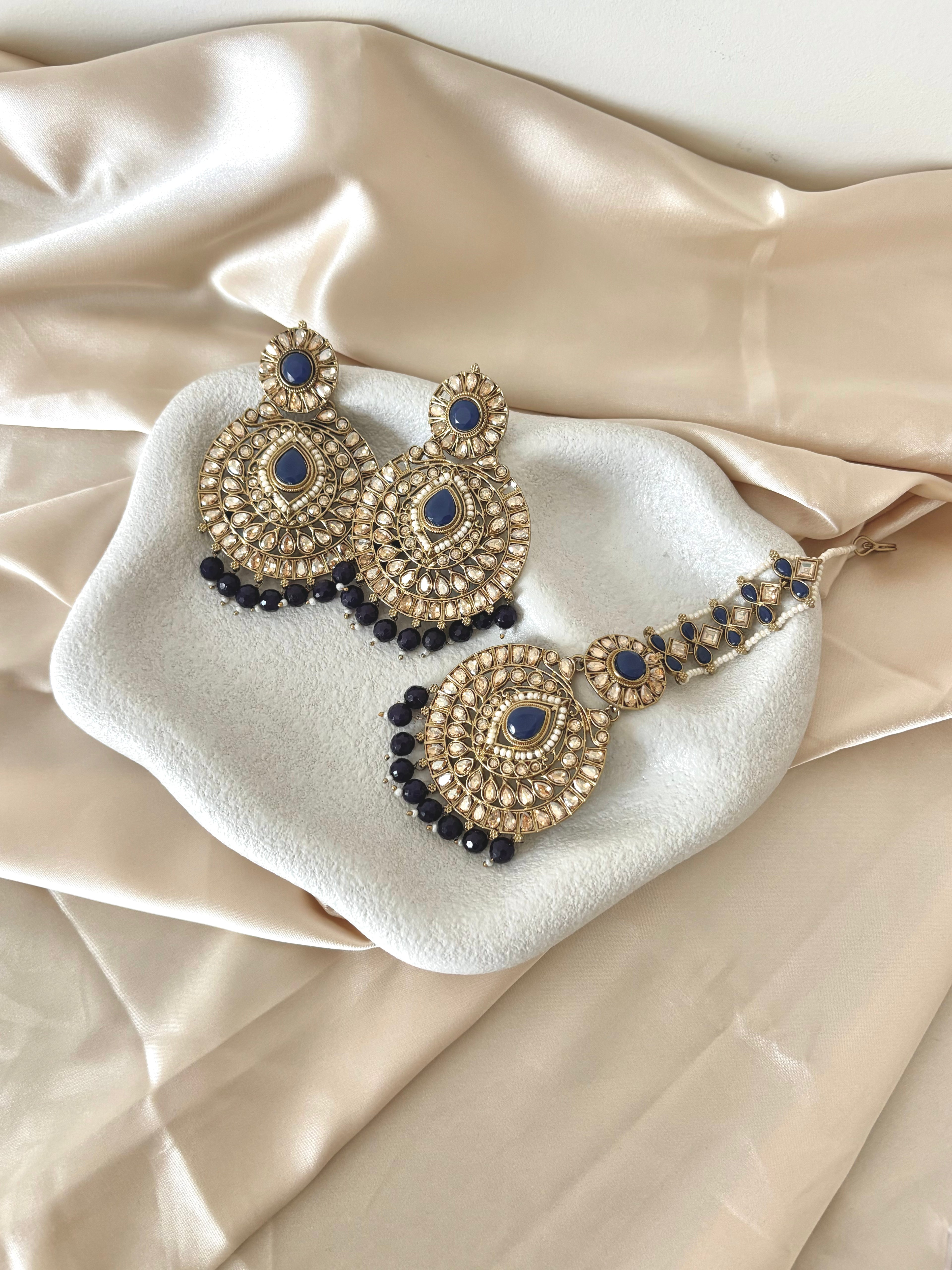 Myra Tikka Set | Navy Blue