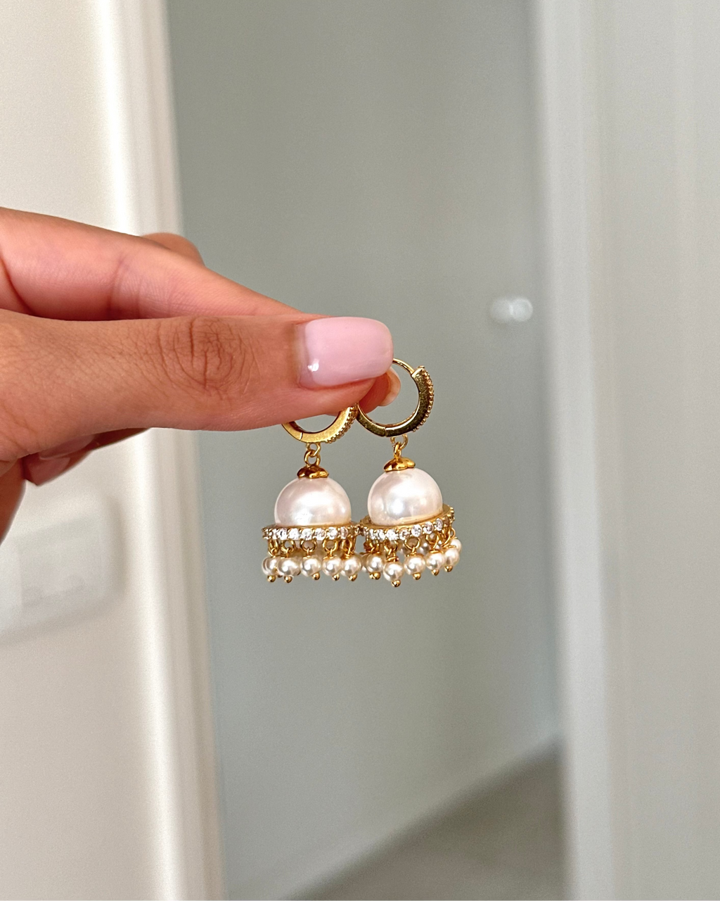Nyra Jhumki