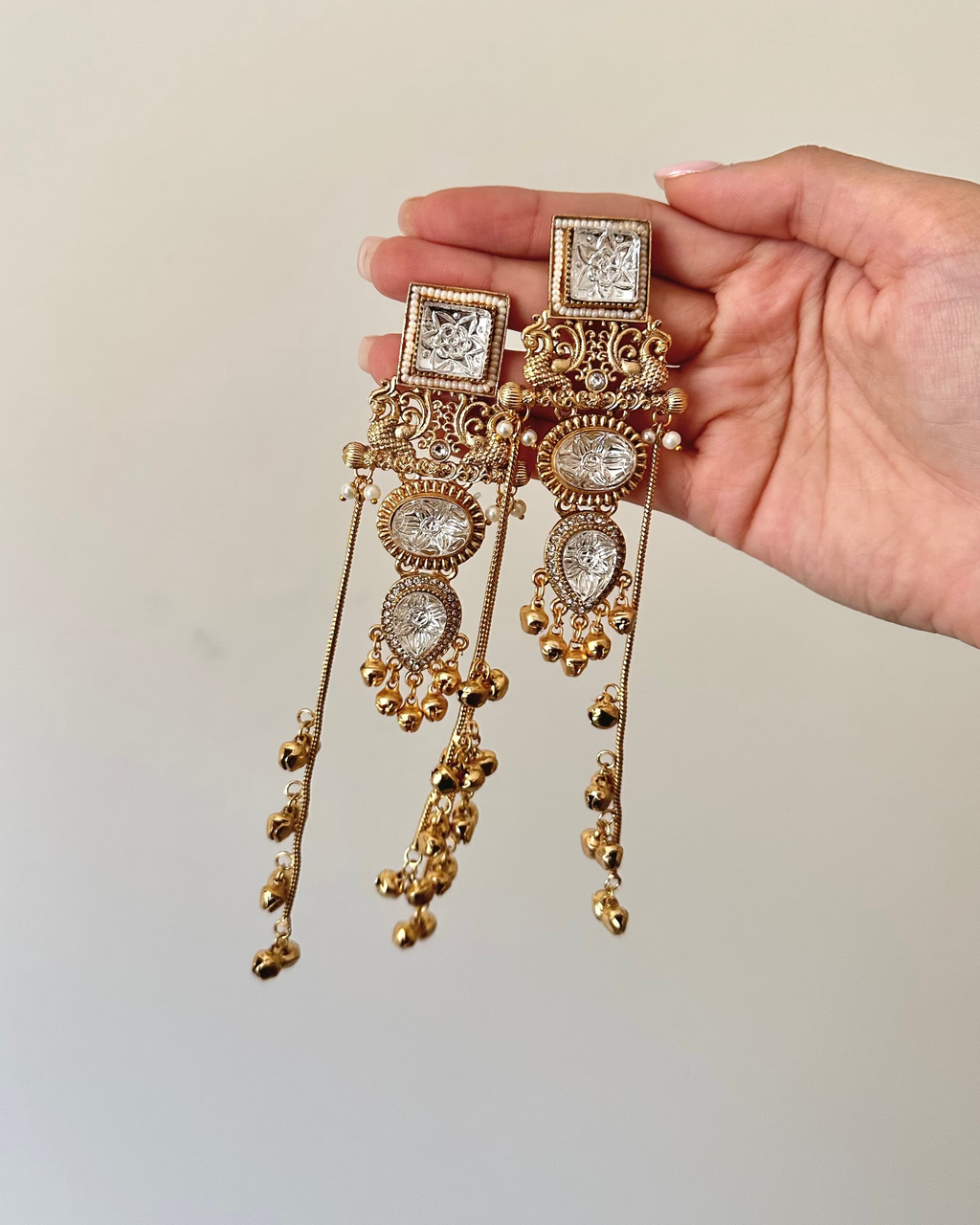 Syra Earrings | White